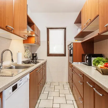 House Pineta - Fazana, Sea View & Mini Wellness Holiday home