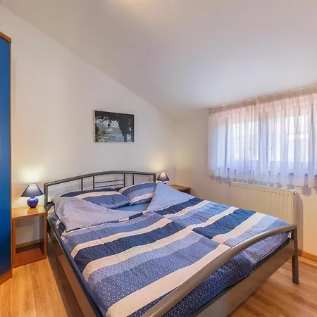 House Pineta - Fazana, Sea View & Mini Wellness Ferienhaus Fažana